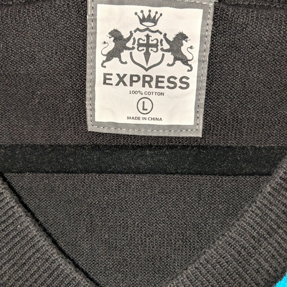 Express Argyle V-Neck Sweater - Picture 4 of 4